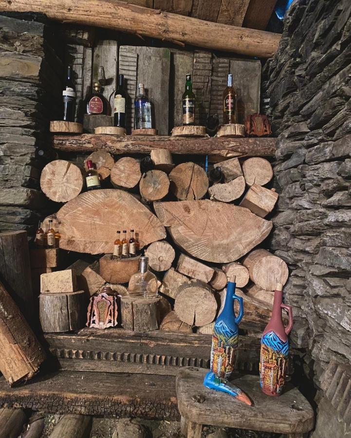 Ushguli 12 Century Hotel Bagian luar foto