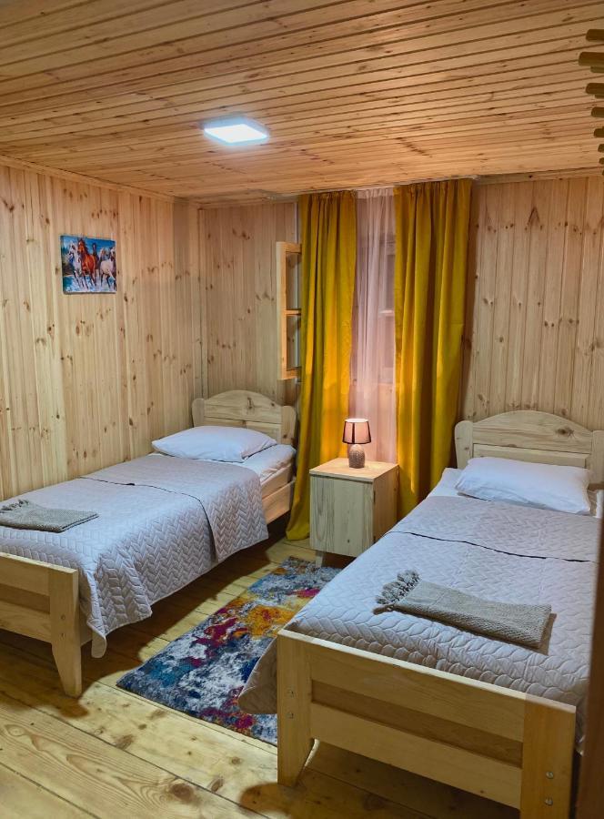 Ushguli 12 Century Hotel Bagian luar foto