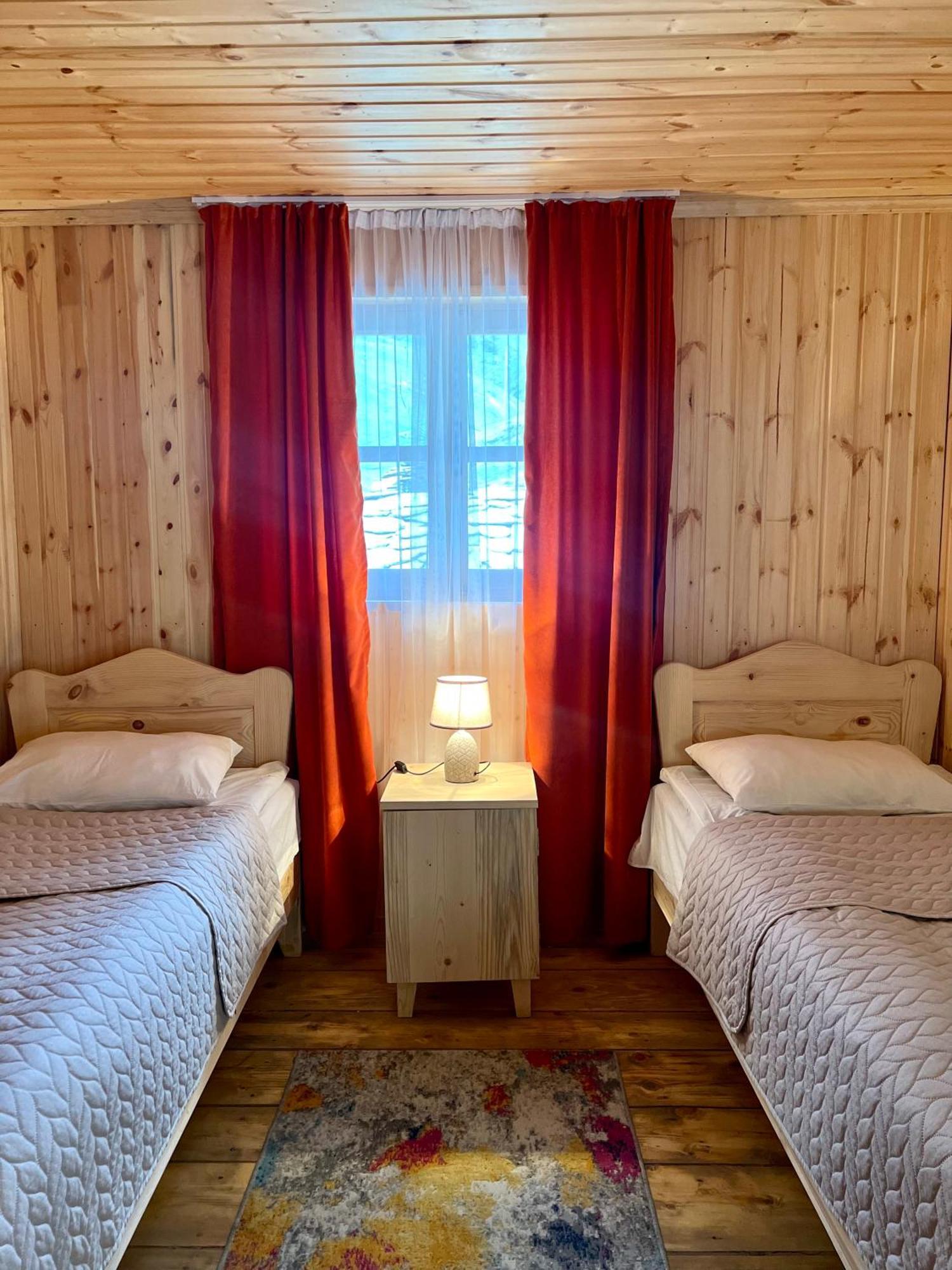 Ushguli 12 Century Hotel Bagian luar foto