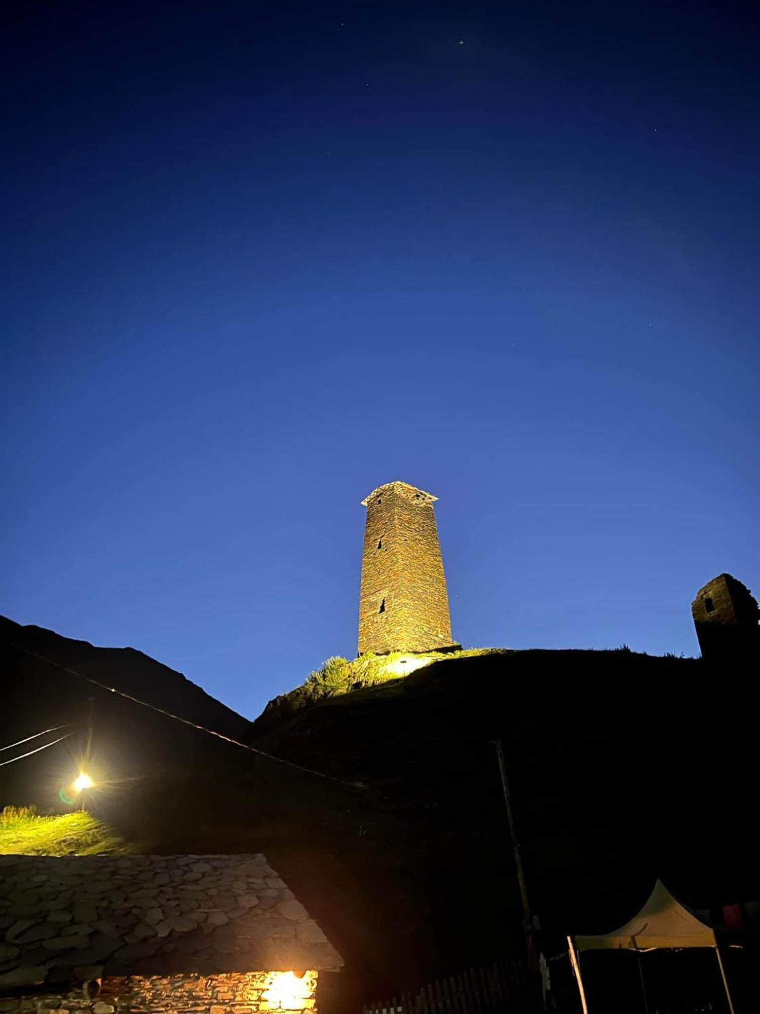 Ushguli 12 Century Hotel Bagian luar foto
